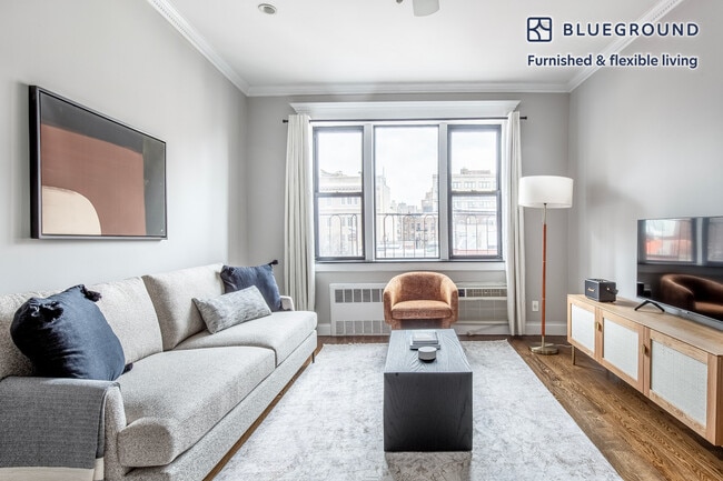 290 W 12th St, Unit SI FL5-ID1076