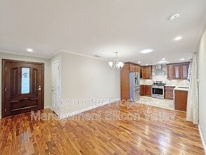 153 Noyo Dr in San Jose, CA - Foto de edificio - Building Photo