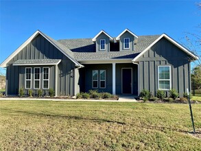 359 Raptor Beak Wy in Cedar Creek, TX - Building Photo - Building Photo