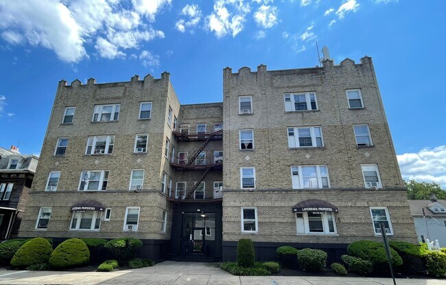 88 Ashland Ave