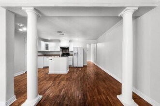 812 W College St in Sherman, TX - Building Photo - Building Photo