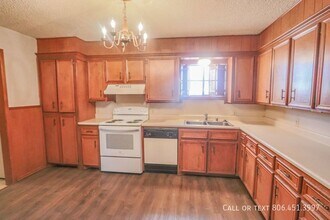 4615 Canton Ave in Lubbock, TX - Building Photo - Building Photo
