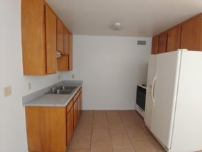 2128 Florence Ave in Kingman, AZ - Building Photo - Building Photo