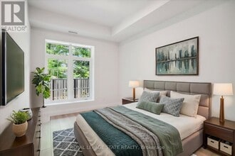 153 Wilson St W in Ancaster, ON - Building Photo - Building Photo