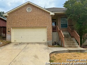 18434 Rogers Bend in San Antonio, TX - Building Photo - Building Photo