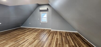2701 Magee Pl, Unit 2 in Oceanside, NY - Foto de edificio - Building Photo