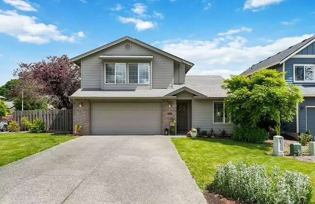 property at 220 SW 3rd St