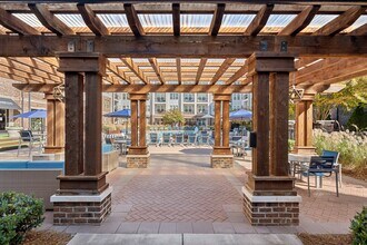 The Junction at Antiquity in Cornelius, NC - Foto de edificio - Building Photo