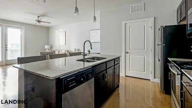 4300 Cromwell Dr, Unit 5106 in Kyle, TX - Building Photo - Building Photo