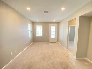 258 Bella Prestwick Blvd in Davenport, FL - Building Photo - Building Photo