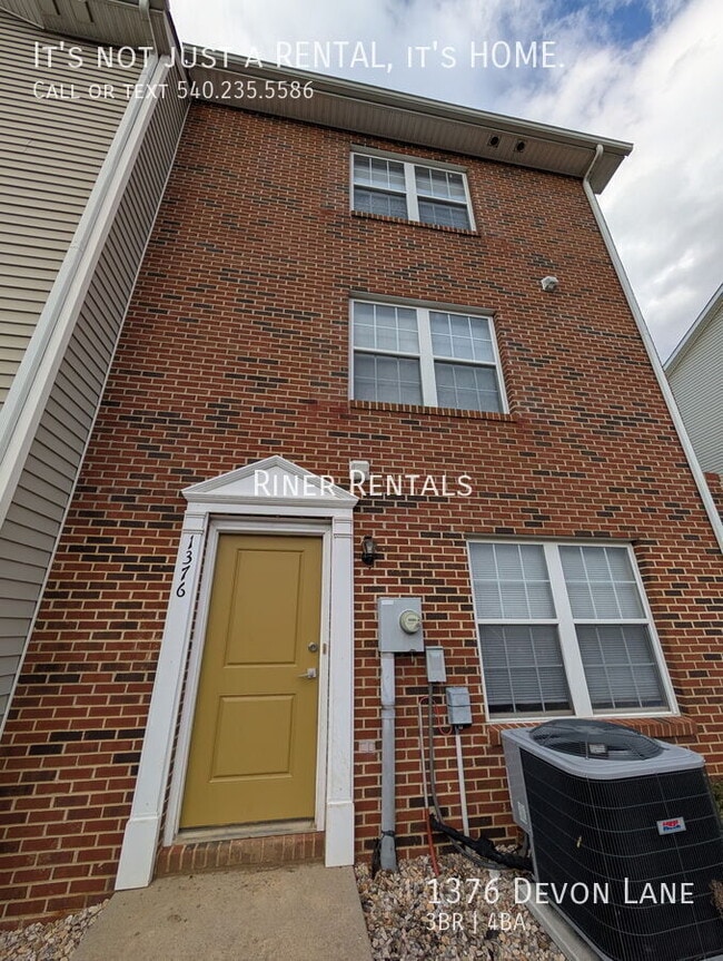 1376 Devon Ln