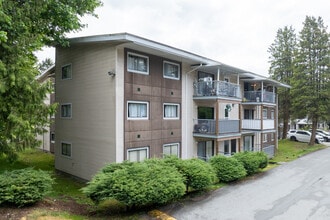 Mainstreet Estates in Surrey, BC - Building Photo - Building Photo