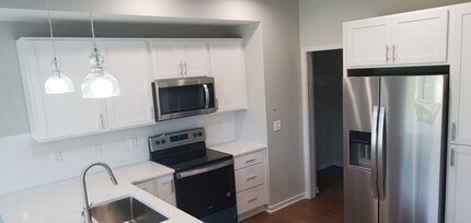 880 Titan Dr in Hickman, NE - Building Photo - Building Photo
