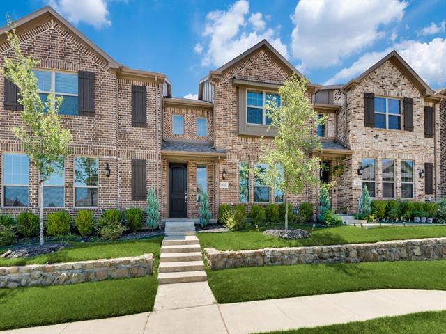 property at 1036 Foxglove Dr