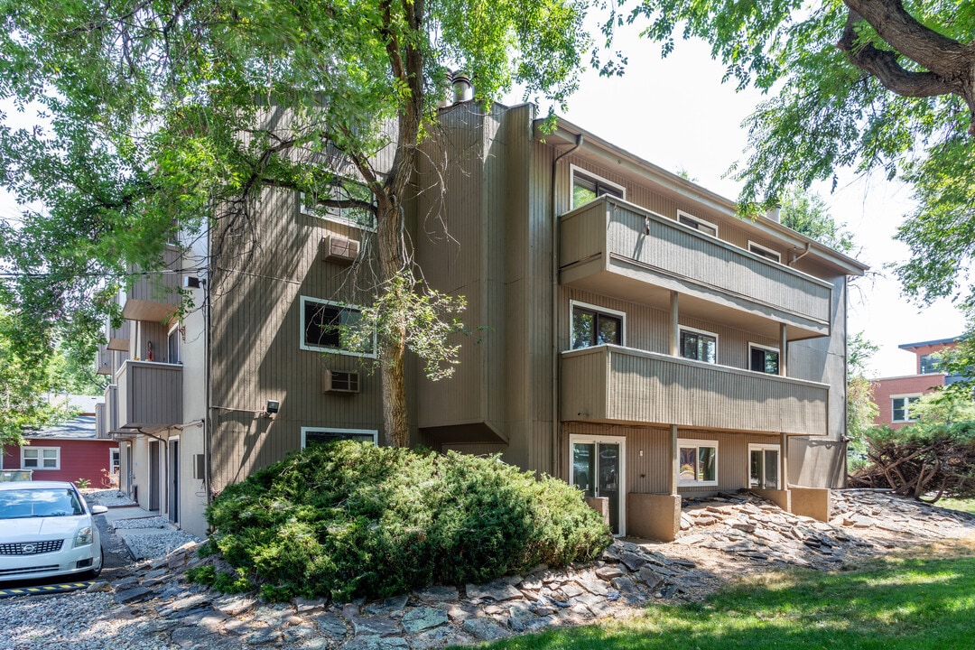 Spruce Street Apartments in Boulder, CO - Building Photo