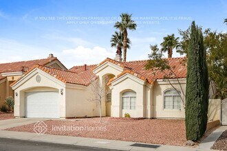 8108 Divernon Ave in Las Vegas, NV - Building Photo - Building Photo