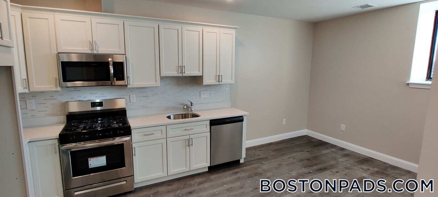 191 N Common St in Lynn, MA - Building Photo