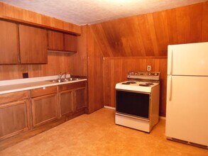 1335 Grand Ave-Unit -Up (M-008) in Terre Haute, IN - Building Photo - Building Photo