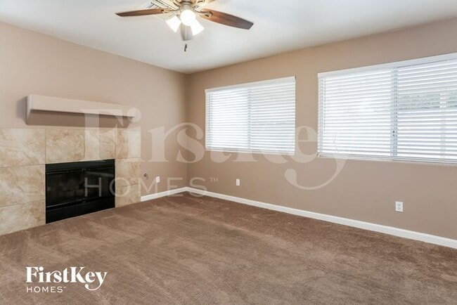 9135 Green Frost Dr in Las Vegas, NV - Building Photo - Building Photo
