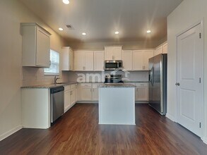 4845 Billingsgate Ln in Knoxville, TN - Foto de edificio - Building Photo