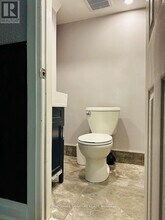 827 Stainton Dr in Mississauga, ON - Building Photo - Building Photo