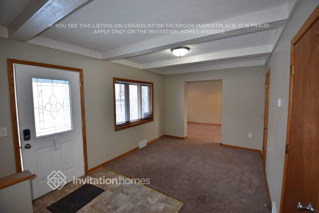 1705 Evergreen Ln N in Plymouth, MN - Building Photo - Building Photo