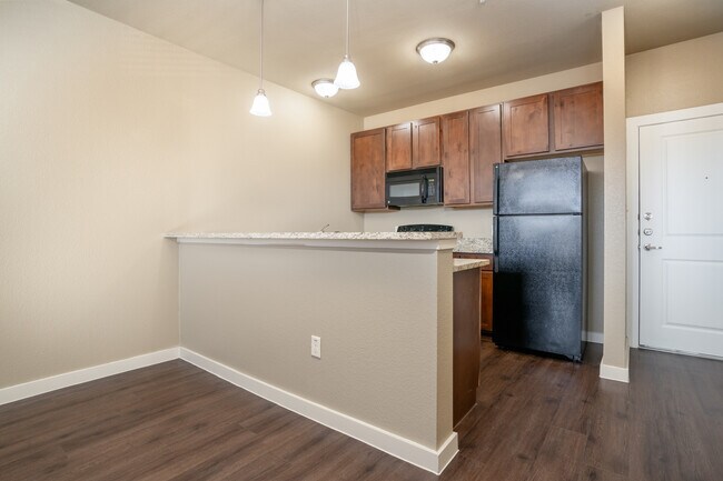 City Place Apartments in Denton, TX - Foto de edificio - Building Photo