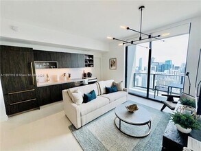 159 NE 6th St in Miami, FL - Building Photo - Building Photo