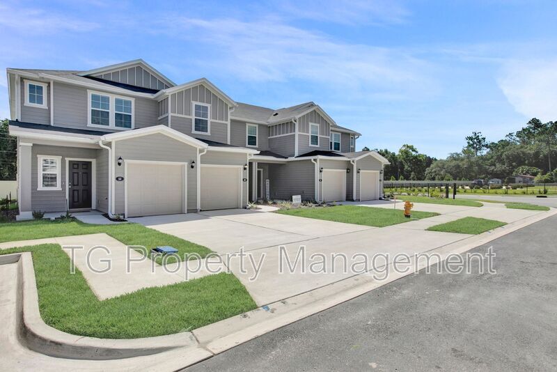 60 Beach Palm Ct in St. Augustine, FL - Foto de edificio