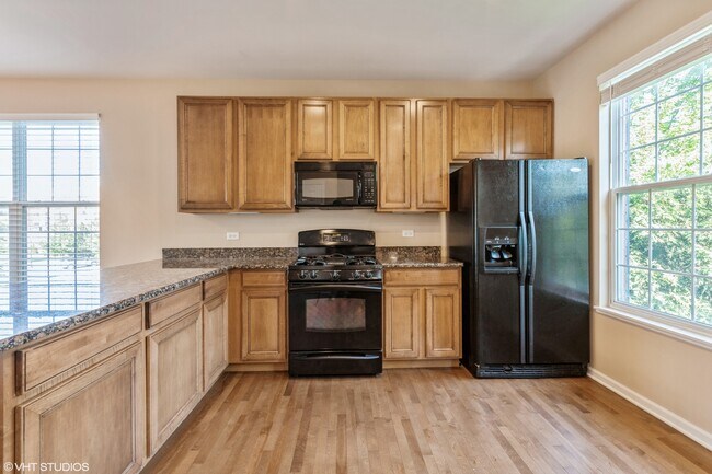4201 Drexel Ave in Aurora, IL - Building Photo - Building Photo