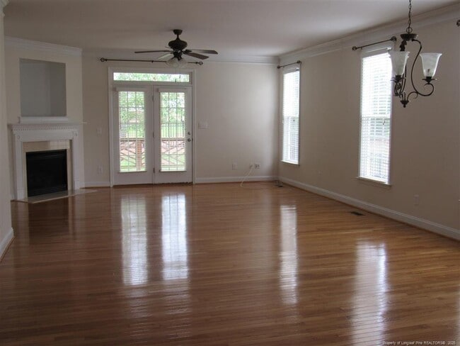 167 Lamplighter Way in Spring Lake, NC - Building Photo - Building Photo