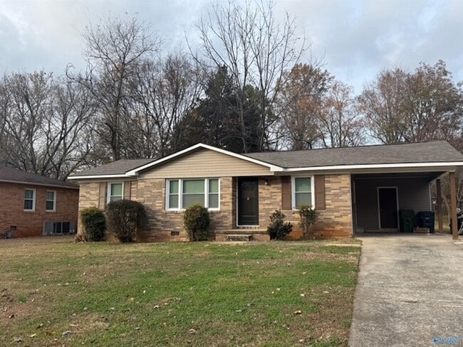 property at 4712 Cavett Dr NW