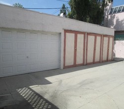 719 N Jackson St in Glendale, CA - Foto de edificio - Building Photo