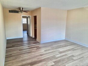 2303 S Federal Hwy in Boynton Beach, FL - Building Photo - Building Photo