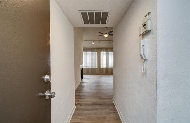 12400 Overbrook Ln in Houston, TX - Building Photo - Building Photo