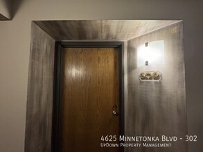 4625 Minnetonka Blvd in Minneapolis, MN - Building Photo - Building Photo