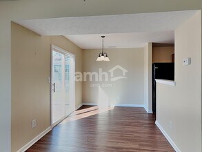 10619 Northern Dancer Dr in Indianapolis, IN - Building Photo - Building Photo