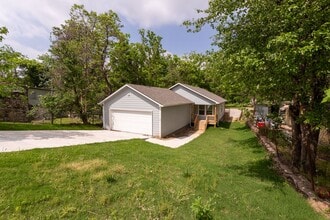 808 N Franklin Ave in Sand Springs, OK - Building Photo - Building Photo