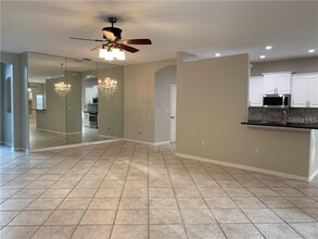 1106 Whitegate Ct in Sarasota, FL - Building Photo - Building Photo