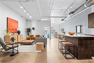 1122 Jackson St in Dallas, TX - Building Photo
