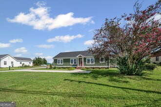 261 Lagrange St in Newnan, GA - Building Photo - Building Photo