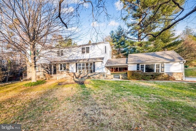 property at 901 Academy Ln