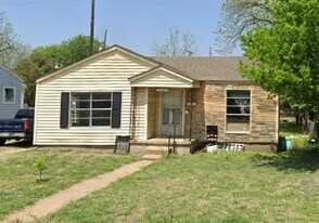 2601 Herring Ave in Waco, TX - Building Photo