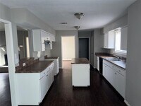 10022 Windriver Dr photo'