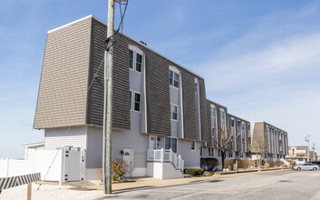 Bayview Of Beach Haven in Beach Haven, NJ - Building Photo - Building Photo