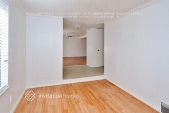 3679 S Helena Way in Aurora, CO - Building Photo - Building Photo