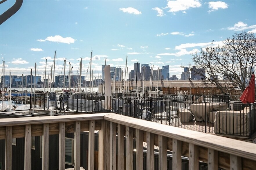 53 Jeffries St, Unit 1 in Boston, MA - Building Photo
