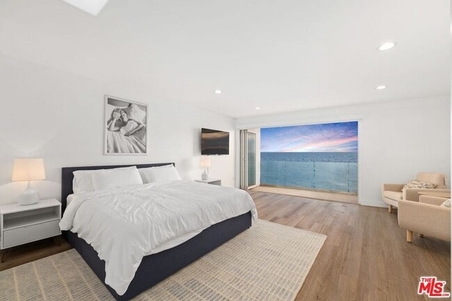 property at 20462 Pacific Coast Hwy