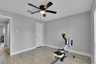 23539 Whispering Willow Dr in Spring, TX - Building Photo - Building Photo
