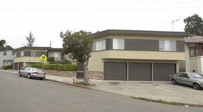 2900-2910 Birdsall Ave in Oakland, CA - Building Photo - Building Photo